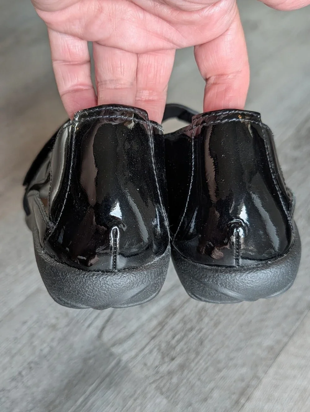 $190 NAOT papaki open toe shoes 9 40